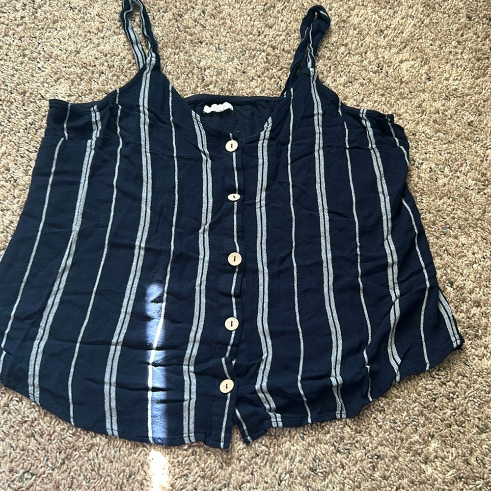 Maurice’s tank top